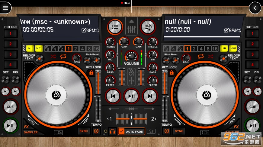 专业DJ打碟机软件discdj中文版下载，手机玩音乐超方便