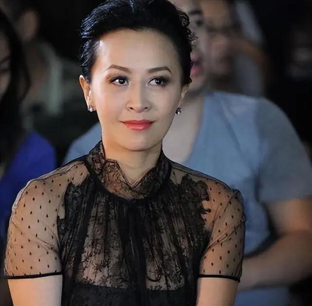 刘嘉玲被绑视频完整版迅雷bt下载地址_刘嘉玲心理疏导_刘嘉玲持续跟踪事件